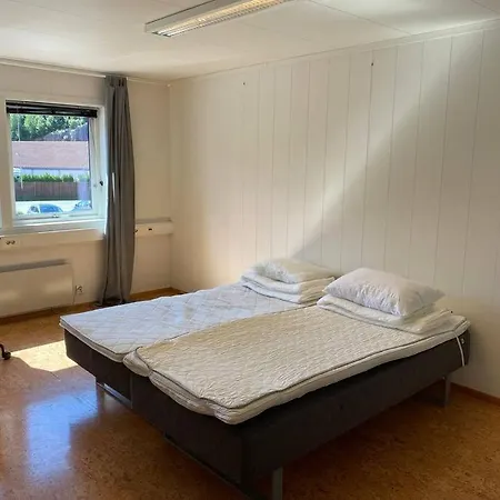 Double Room With Shared Spaces * Vennesla